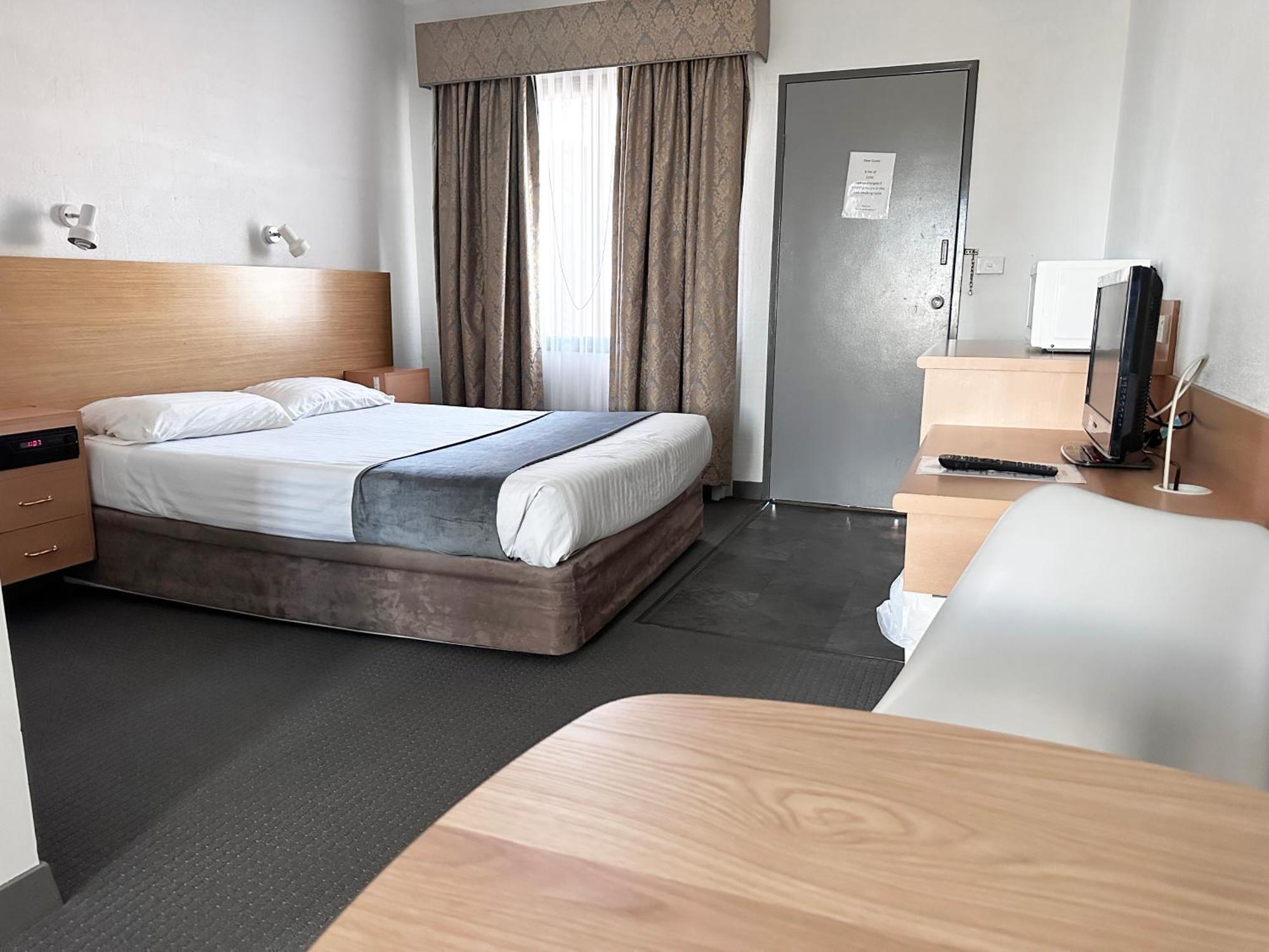 Spa Village Travel Inn Moree Room photo